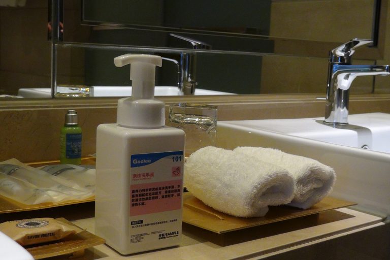101-Foam-Handsoap-3